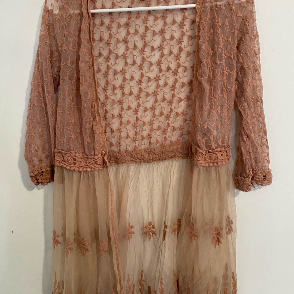 Elegant Lace Kimono Cardigan
